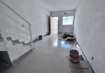 Casa em condomínio fechado com 2 quartos à venda na rua do maracujá, curicica, rio de janeiro, 80 m2 por r$ 370.000