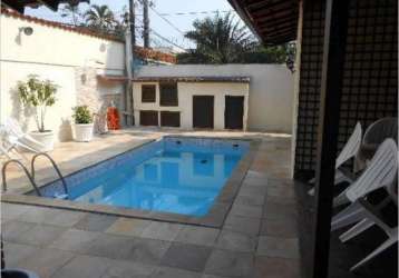 Casa em condomínio fechado com 3 quartos à venda na rua soldado geraldo de sousa, freguesia (jacarepaguá), rio de janeiro, 192 m2 por r$ 1.000.000