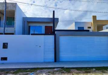 Casa nova á venda em aruana com 3 quartos