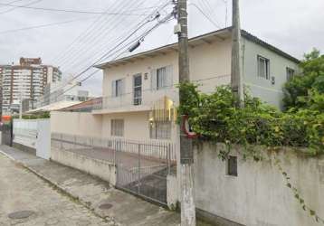 Casa comercial para aluguel, no bairro campinas, são josé-sc, com 7 quartos, sendo 1 suíte, com 3 vagas