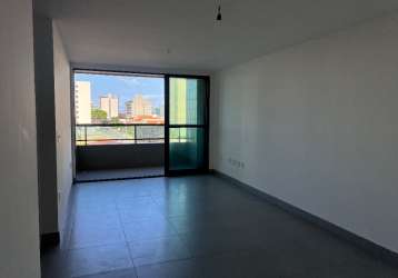 Apartamento com 2 quartos 76.5m2 em cabo branco