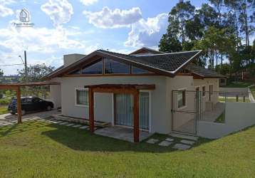 Linda casa em condomínio à venda em caçapava-sp - 4 quartos, 4 suítes, 2 salas, 4 banheiros, 2 vagas, 202m²!