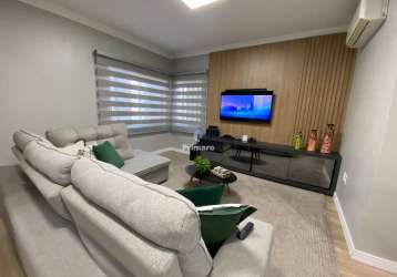 Casa com 3 quartos, sendo 1 suite master com hidro