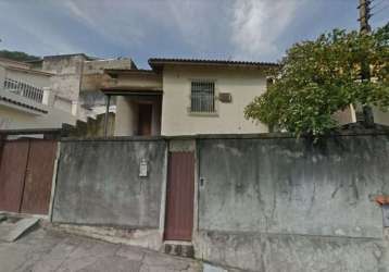 Casa com 3 quartos à venda na rua andrade pinto, 910, fátima, niterói por r$ 600.000