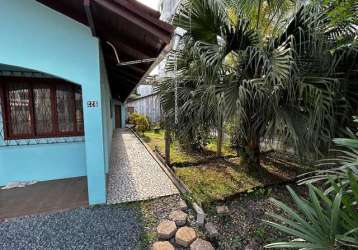 Casa com 3 quartos à venda no costa e silva, joinville  por r$ 790.000