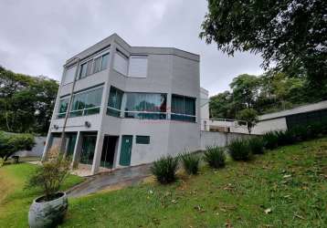 Casa com 3 suites em condominio na serra da cantareira