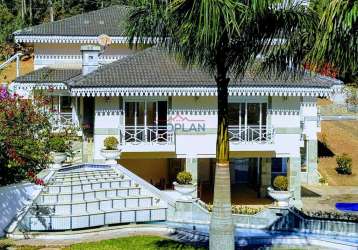 Linda casa 4 suítes e piscina em condomínio na serra da cantareira-mairiporã-sp