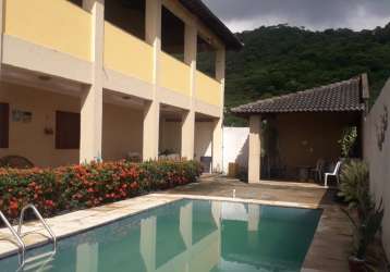 Linda casa com 4 quartos em maranguape com piscina