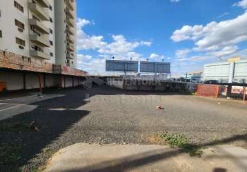 Centro - terreno estacionamento locação