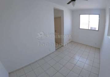 Rio candelaro - apartamento padrão com 2 dormitórios, garagem coberta, vago