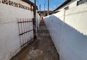 Casa locação com 2 dormitórios - vila boa esperança