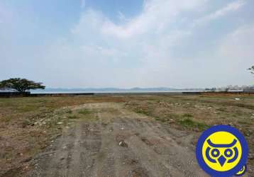 Terreno com vista mar em barreiros