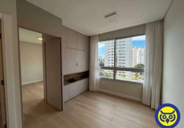 Apartamento com 01 dormitório no centro