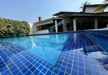 Casa alto padrão para locação com piscina, área gourmet, 5 suítes