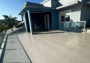 Casa com 3 dormitórios à venda por r$ 1.400.000 - centro - penha/sc