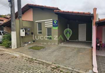 Casa em condomínio à venda em jacareí-sp, bairro cidade salvador! 2 quartos, 1 sala, 1 banheiro, 2 vagas de garagem - 60m².