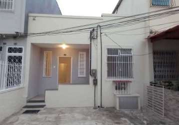 Casa em condomínio fechado com 3 quartos à venda na rua raul barroso, engenho novo, rio de janeiro, 75 m2 por r$ 300.000