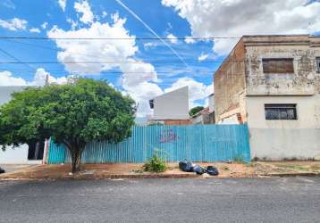 Terreno comercial à venda com 209m²  no bairro estoril em bauru-sp