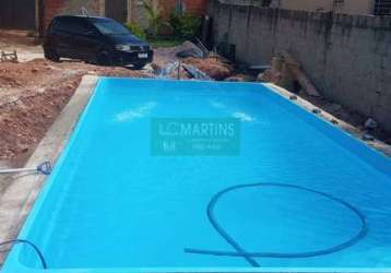 Excelente lote plano de 360m com piscina e área gourmet no bairro tiradente