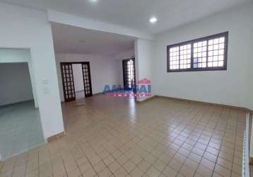 Casa comercial para alugar no são joão, jacareí  por r$ 4.000