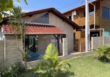 Casa à venda no bairro ribanceira - imbituba/sc