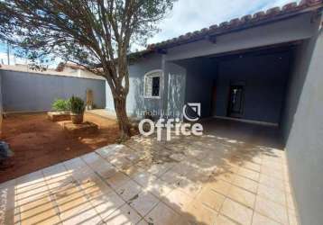 Casa com 3 dormitórios à venda, 190 m² por r$ 700.000,00 - vila nossa senhora d abadia - anápolis/go