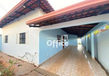 Casa com 4 quartos à venda, 216 m² por r$ 470.000 - lourdes - anápolis/go