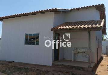 Casa com 3 dormitórios à venda, 90 m² por r$ 370.000,00 - residencial flamboyant - anápolis/go