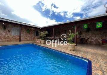 Casa com 4 quartos à venda, 200 m² por r$ 650.000 - santo andré - anápolis/go