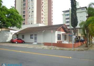 Casa comercial com 8 salas para alugar na rua assunção, 162, ponta aguda, blumenau, 227 m2 por r$ 3.900