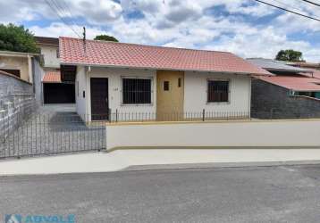 Casa com 3 quartos para alugar na girassol, 142, velha central, blumenau, 110 m2 por r$ 2.500