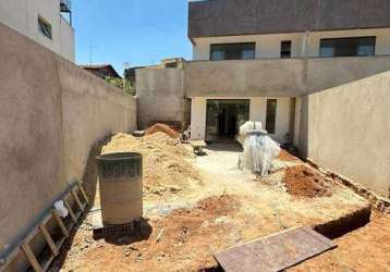 Casa para venda com 107 metros quadrados com 3 quartos em santa amélia - belo horizonte - mg