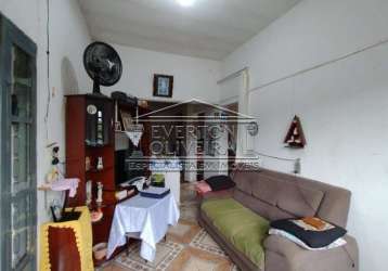 Casa com 2 quartos à venda no veraneio irajá, jacareí  por r$ 150.000