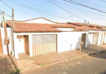 Casa à venda, 3 quartos, segismundo pereira - uberlândia/mg