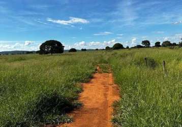 Fazenda na área rural de joão pinheiro