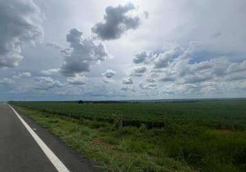 Ótima fazenda no município de campo alegre-go