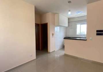 Lindo apartamento com 02 quartos no bairro nova uberlândia