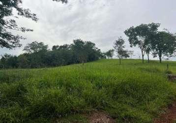 Fazendinha a venda entre araguari e trevo de indianópolis - mg