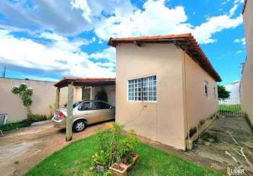 Casa à venda, 2 quartos, 1 vaga, residencial viviane - uberlândia/mg