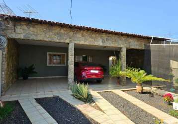 Casa para aluguel, 3 quartos, 2 vagas, marta helena - uberlândia/mg