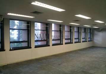 Vendo andar inteiro comercial no centro.  com 484m-candelaria.