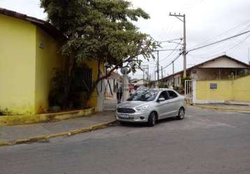 Vendo excelente casa 02 quartos estrada olegário dias-centro queimados rj.