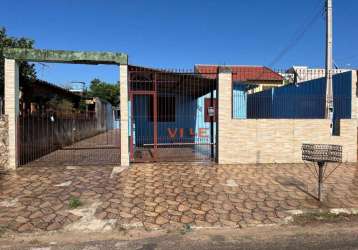 Duas casas de 02 dormitórios à venda em um terreno 10x30 no bairro morada do vale i em gravataí.