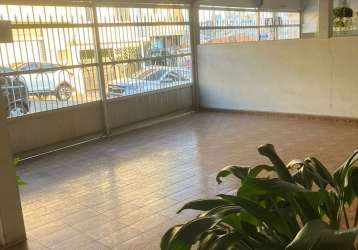 Casa térrea com 360m²