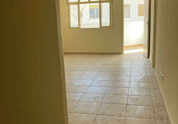 Apartamento av. casa verde