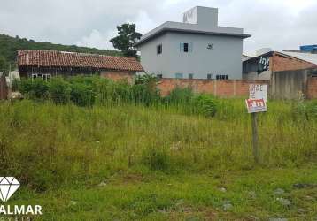 Lote 260 m².. a 2 km da praia de bombas..