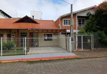 Casa com 4 quartos à venda na rua joel moura, 192, canasvieiras, florianópolis, 98 m2 por r$ 1.915.000