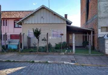 Casa com 3 quartos à venda na santos dumont, 525, centro, são francisco de paula, 90 m2 por r$ 400.000