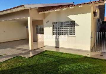 Casa à venda 3 quartos, 3 vagas, 177m², jardim cidade verde, rolândia - pr