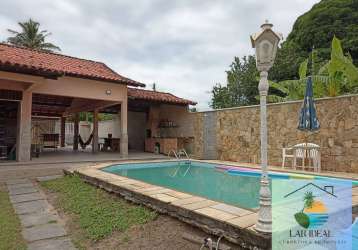 Casa com piscina e quintal amplo em iguabinha - araruama
